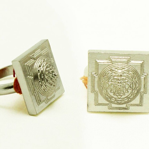 Sri chakra : Mehru Ring in Silver Plated